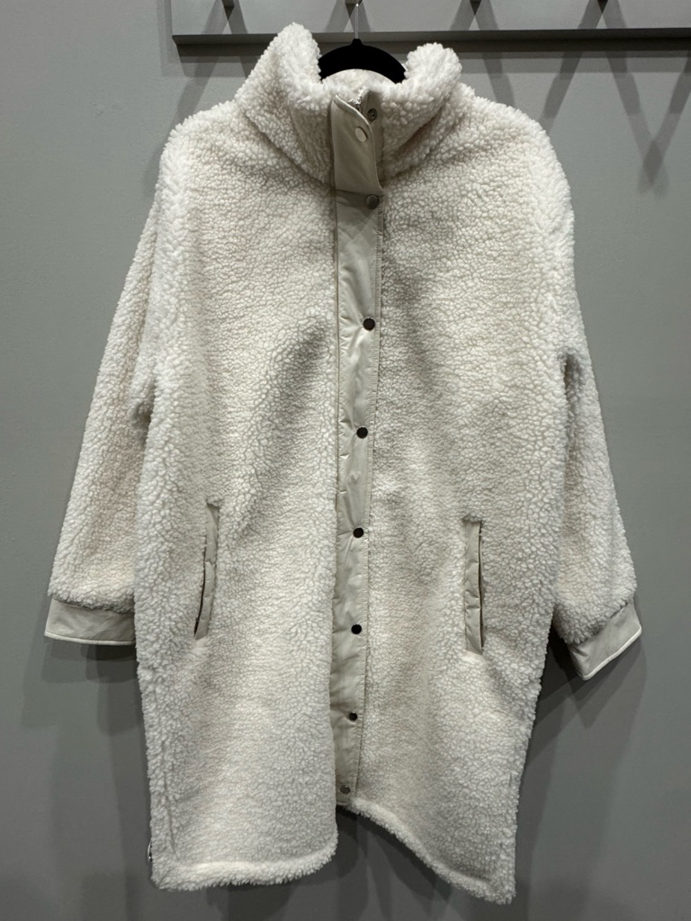 Athleta Cream Cozy Day Hybrid Coat